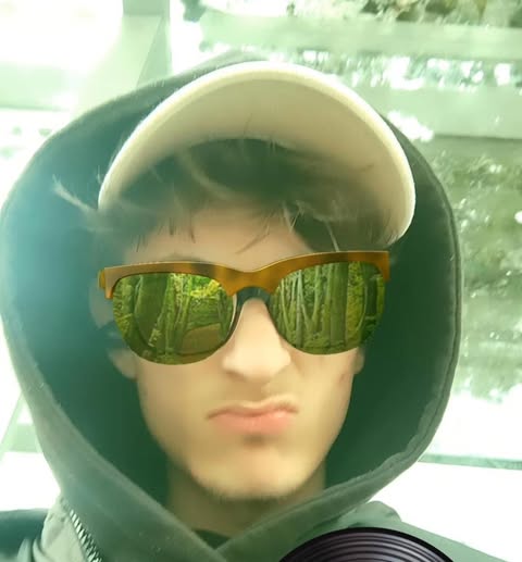El Daniel fotku zatim nema..
